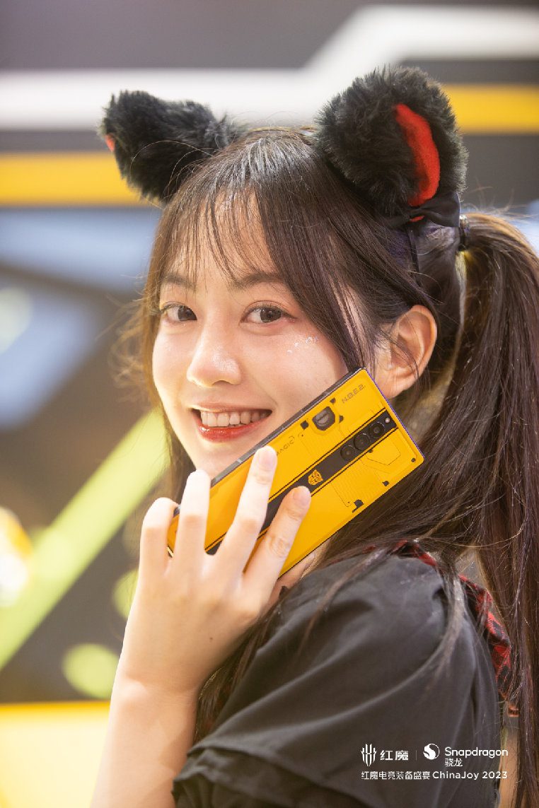 史上最全顶级电竞装备集体亮相,红魔携变形金刚空降 2023 ChinaJoy https://popsoft.com/wp-content/uploads/2023/08/%E5%9B%BE%E7%89%875-1.jpg