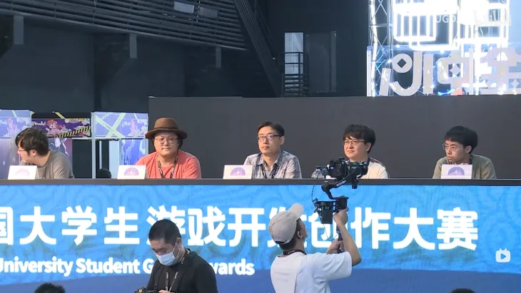 /Users/fangyan/Desktop/CUSGA WORD/17.png17