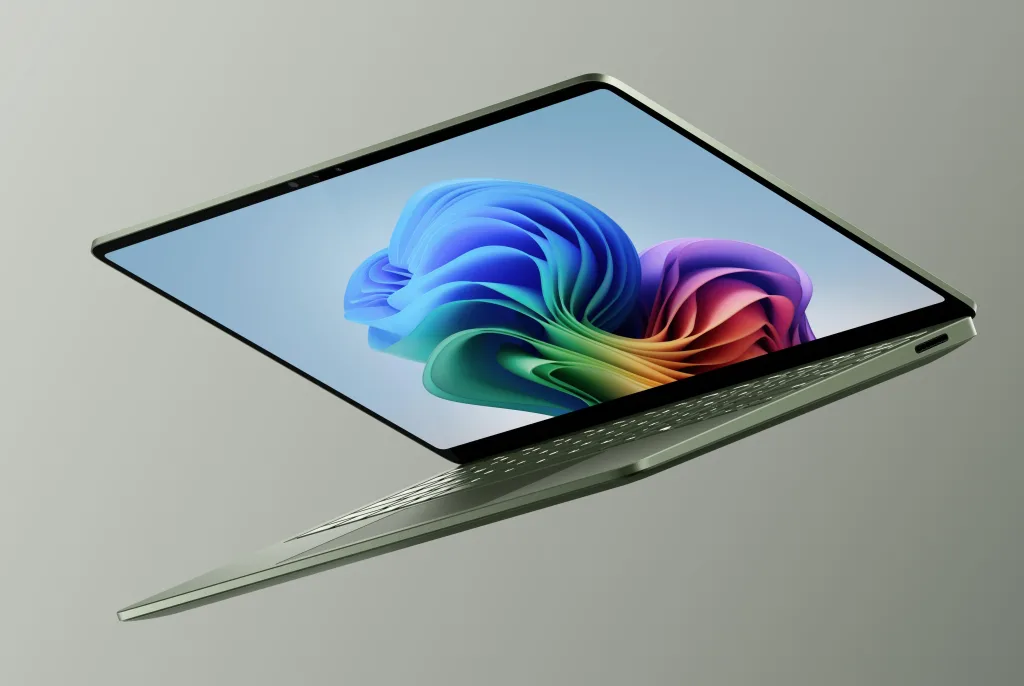 https://popsoft.com/wp-content/uploads/2026/06/微软发布Surface-Laptop-8与Surface-Pro-12-2-1024x686.webp