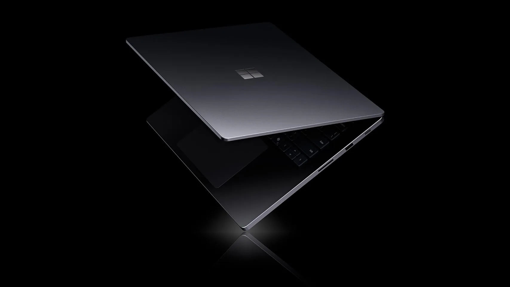 https://popsoft.com/wp-content/uploads/2026/07/微软Surface-Laptop-Ultra工程机曝光：RTX-Spark-Arm-SoC性能与散热细节浮现.webp